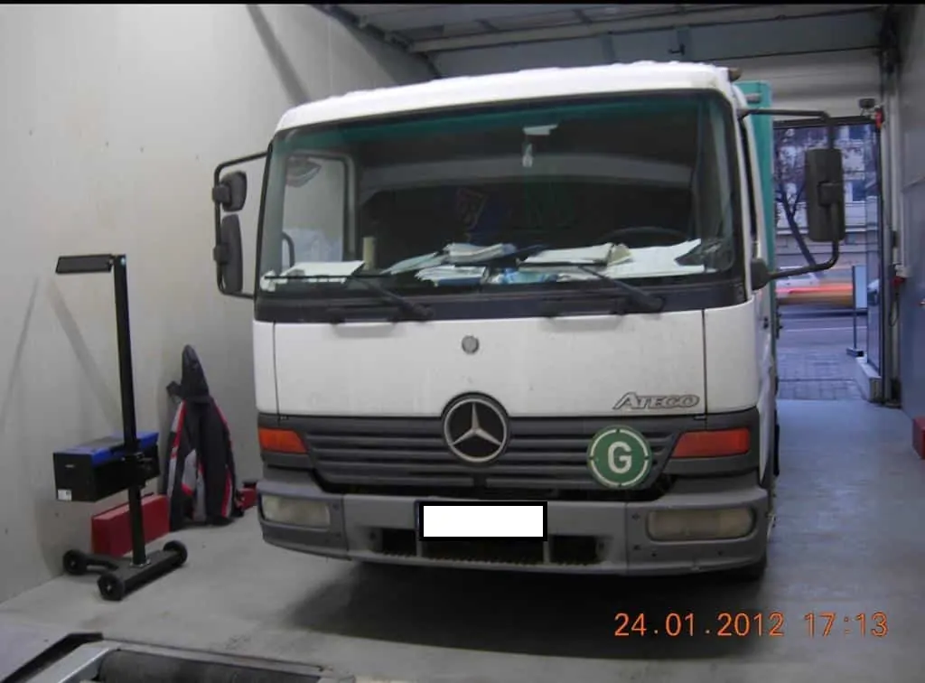 Camion peste 3,5 tone in hala ITP Vitan 273