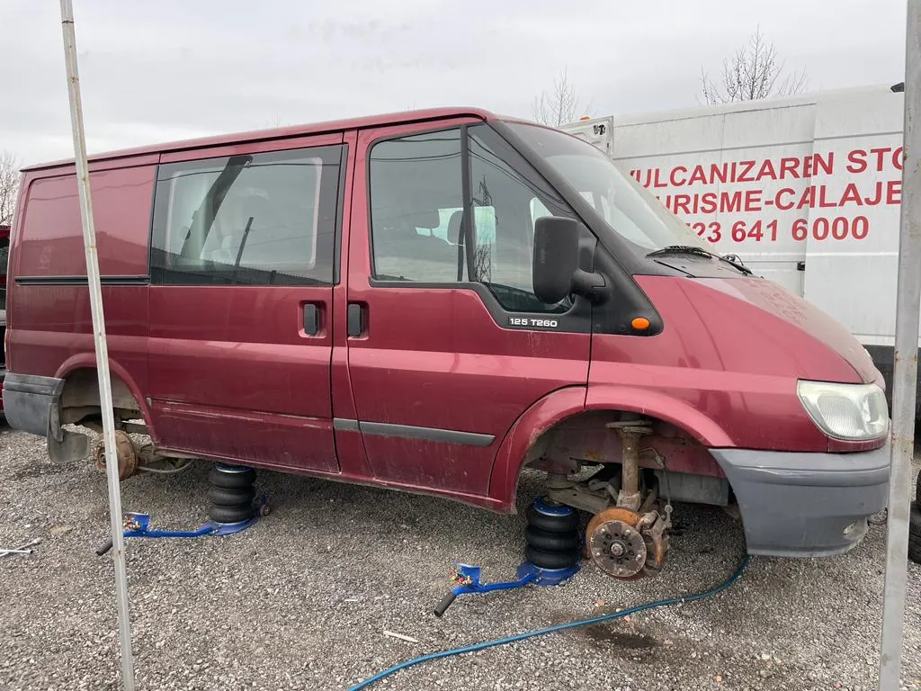 Tehnician Vitan 273 la o interventie mobila in Bucuresti